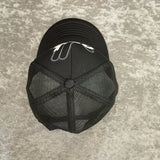 Gorra de Malla Negra para Hombre con Diseño Transpirable de Seis Paneles y Correa Ajustable - Cierre Snapback Blanco, Estilo Hip Hop Unisex para Deportes, Vacaciones y Uso Casual al Aire Libre