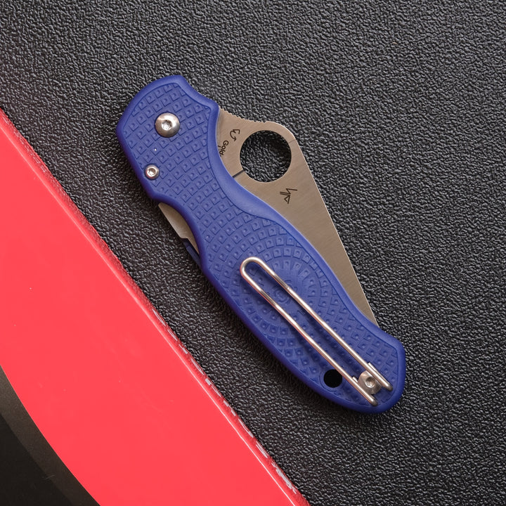 Navaja Táctica Plegable Tipo 223 con Mango de PVC Duradero y Hoja Afilada de 7.01 cm, Ideal para Supervivencia al Aire Libre y Uso Diario. Cuenta con un Mecanismo Plegable, un Agarre Antideslizante y es Compacta y Portátil