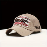 Gorra de Béisbol Ajustable con Borlas y Agujeros Aleatorios y Parche Bordado, Protección Solar, Sombrero Casual para Exteriores para Mujeres y Hombres