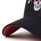 Gorra de Béisbol de 5 Paneles para Hombres con Hebilla Ajustable - Ligera para Primavera/Otoño, Emblema de Calavera Icónico y Diseño de Parte Superior Redonda, Gorra Casual para Viajes al Aire Libre (Sin Malla, Diseño Icónico) - Fácil de Cuidar para Estil