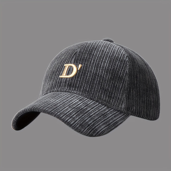 Gorra de Béisbol Unisex con Adorno de Letra D y Emblema Grande - Diseño Ligero y Ajustable, Lavable a Mano para Hombres y Mujeres, Ideal para Looks Casuales o Navideños (Ajuste No Elástico) - Gorra para Atuendos Informales o Eventos Especiales