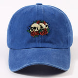 1 Gorra de béisbol impresa con un solo auricular, lavada a mano, ajustable, ligera, no elástica, con tema de vacaciones, diseño de rosa y calavera, para hombres, mujeres, ciclismo urbano al aire libre, todas las estaciones.