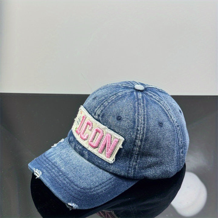 Nueva gorra de béisbol de mezclilla de estilo moderno para mujeres, versátil y elogiada, con un pequeño visor, adecuada para hombres, con letras bordadas de moda y una parte superior suave.