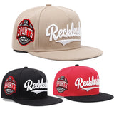 Gorra Snapback Bordada Reckless & USA Sports - Sombrero de Streetwear Rojo con Ribete, Poliéster Ligero, Diseño Deportivo Casual para Actividades al Aire Libre