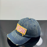 Nueva gorra de béisbol de mezclilla de estilo moderno para mujeres, versátil y elogiada, con un pequeño visor, adecuada para hombres, con letras bordadas de moda y una parte superior suave.