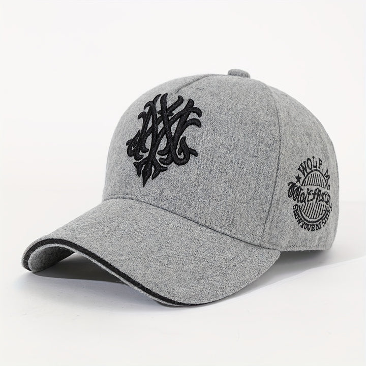 1pc Gorra de Béisbol de Invierno con Logo Gótico 'M' y Adornos Inspirados en NY - Ajustable Unisex Gruesa como Gorra de Papá para Hombres y Mujeres, Clima Frío, Ropa Casual y de Año Nuevo (Gris/) - Lavable a Mano