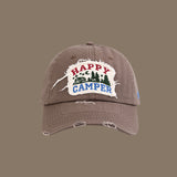 Gorra de Béisbol Happy Camper con Parches - Ajustable con Cierre Snapback, Poliéster Ligero, Diseño Desgastado con Gráficos de Bosque y Fuego de Camping, Ropa Casual Unisex para Aficionados al Exterior