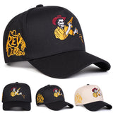 Gorra de béisbol para hombre con diseño occidental de calavera de vaquero y sombrero de vaquero - Cierre ajustable con snapback, tejido ligero y transpirable, protección duradera para la cabeza, ropa casual, deportes al aire libre, opciones en rojo/gris/a